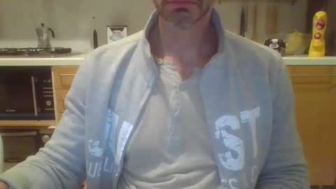 Snapshot of andrea_feetlover chatting on 12.01.25 andrea_feetlover online show from 12.01.25