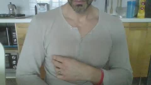 Snapshot of andrea_feetlover chatting on 12.21.25 andrea_feetlover online show from 12.21.25