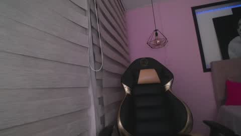 Snapshot of andrea_ramoss_ chatting on 12.03.24 Andrea Ramos online show from 12.03.24