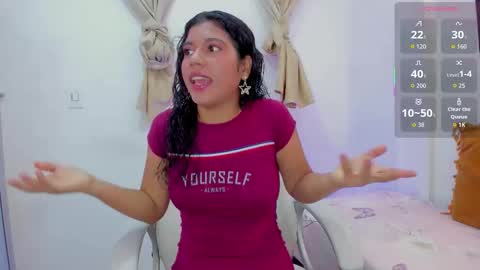 Snapshot of andrea_sancheez chatting on 11.27.25 Andrea online show from 11.27.25