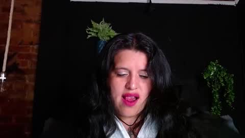 Snapshot of andrea_secret_ chatting on 09.27.25 ANDREA online show from 09.27.25
