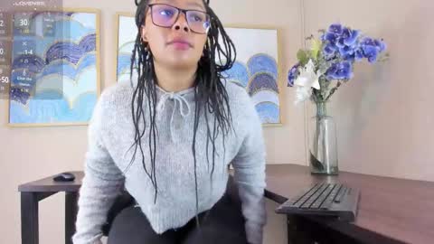 Andrea Zoelins online show from 11.24.25