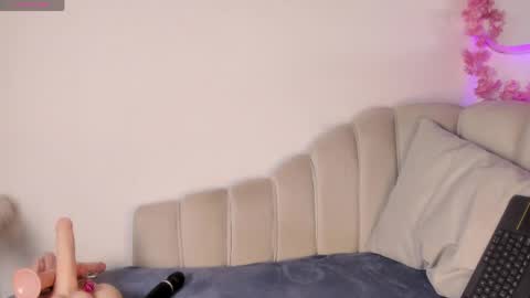 Andrea online show from 05.12.26