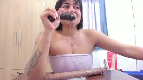 Snapshot of andreitatruji chatting on 05.16.26 yudith online show from 05.16.26
