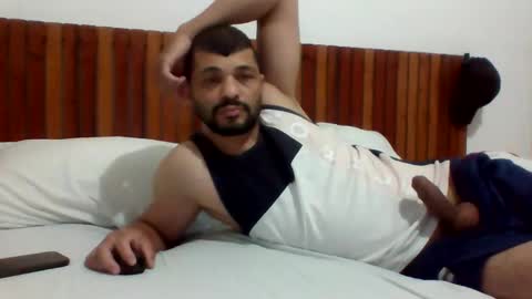 Snapshot of andreloko123 chatting on 10.29.25 andreloko123 online show from 10.29.25