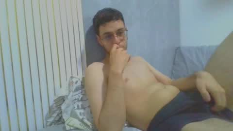 andres129494 online show from 12.01.25