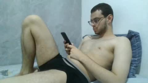 andres129494 online show from 04.18.26