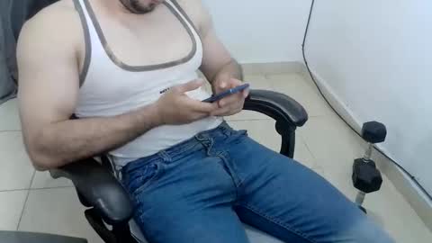 andres180950734 online show from 04.06.26