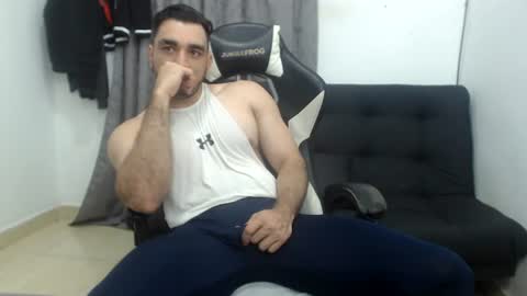 Snapshot of andres180950734 chatting on 07.27.26 andres180950734 online show from 07.27.26