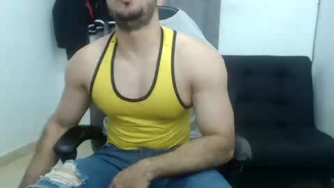 Snapshot of andres180950734 chatting on 07.28.26 andres180950734 online show from 07.28.26