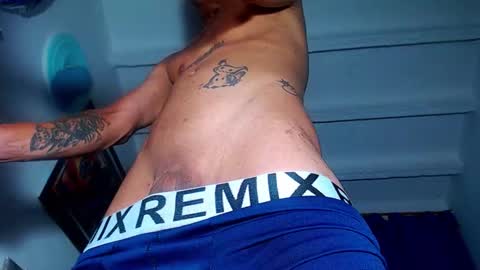 Snapshot of andres_cond chatting on 10.08.25 Andrs o online show from 10.08.25
