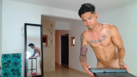 andres_santos777 online show from 04.22.26