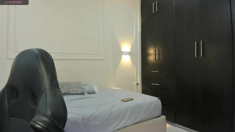 andres_stud online show from 05.06.26