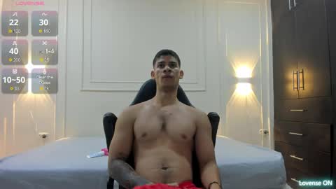 Snapshot of andres_stud chatting on 05.20.26 andres_stud online show from 05.20.26