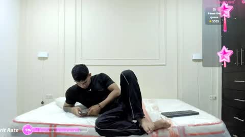 Snapshot of andres_stud chatting on 06.21.26 andres_stud online show from 06.21.26