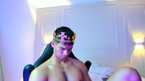 andres_stud online show from 06.25.26