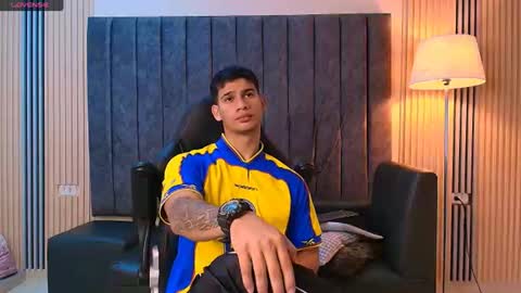 andres_stud online show from 07.08.26