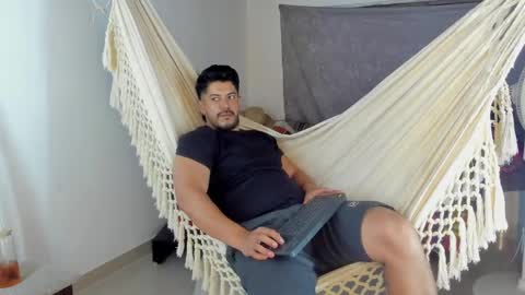 Snapshot of andressmith__ chatting on 05.30.26 Andres online show from 05.30.26