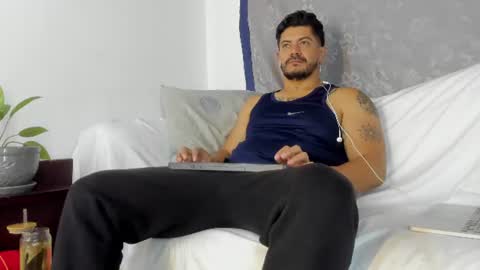Snapshot of andressmith__ chatting on 06.20.26 Andres online show from 06.20.26