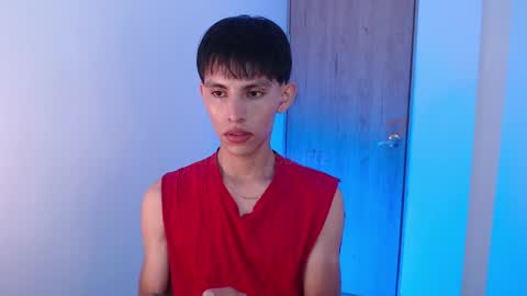 Snapshot of andrew_courtz chatting on 05.26.26 Andrew Courtz online show from 05.26.26