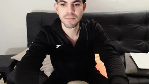 Snapshot of andrew_hot_999 chatting on 12.30.24 Andrew online show from 12.30.24