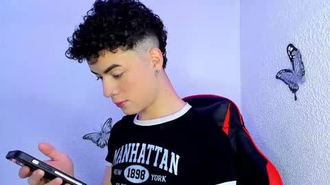 Snapshot of andrew_ixz chatting on 02.04.26 andrew ixz online show from 02.04.26