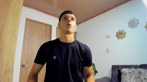 Snapshot of andrew_thopsom chatting on 01.09.26 andrew_thopsom online show from 01.09.26