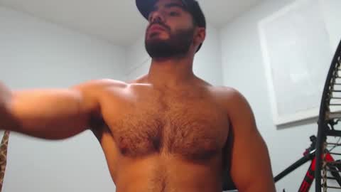 Snapshot of andrew_west_ chatting on 02.05.25 ANDREW WEST online show from 02.05.25