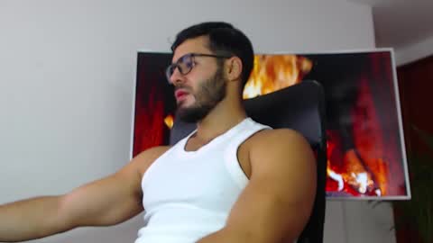 Snapshot of andrew_west_ chatting on 02.07.25 ANDREW WEST online show from 02.07.25