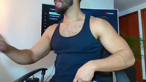 Snapshot of andrew_west_ chatting on 03.03.25 ANDREW WEST online show from 03.03.25