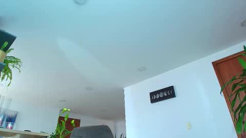 Snapshot of andrew_west_ chatting on 10.08.25 ANDREW WEST online show from 10.08.25