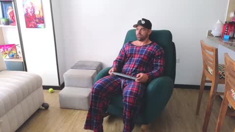 Andrew online show from 09.10.25