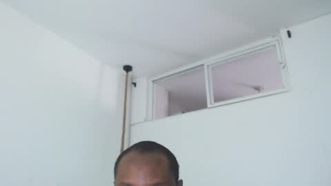 Andrew Oconnor online show from 01.04.25