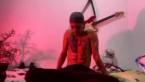 Snapshot of andreys315501 chatting on 11.16.25 Andreysramses online show from 11.16.25