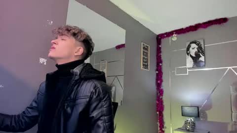 Snapshot of andrius_24 chatting on 12.05.24 online show from 12.05.24