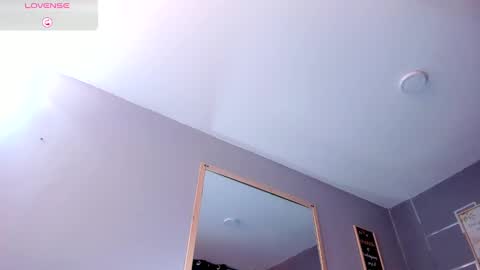 Snapshot of andrius_24 chatting on 01.18.25 online show from 01.18.25