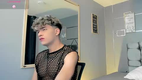 Snapshot of andrius_24 chatting on 01.20.25 online show from 01.20.25