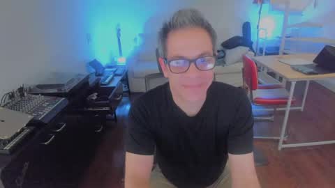 Andrew online show from 09.12.25