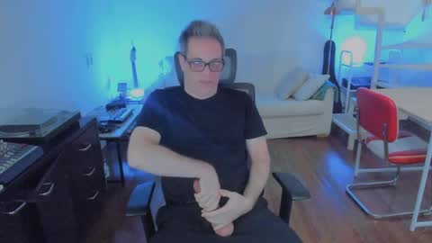 Andrew online show from 10.28.25