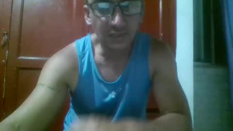 Snapshot of andy101075 chatting on 12.22.25 andy101075 online show from 12.22.25