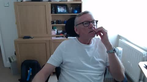 Snapshot of andy1234518 chatting on 04.18.26 andy1234518 online show from 04.18.26