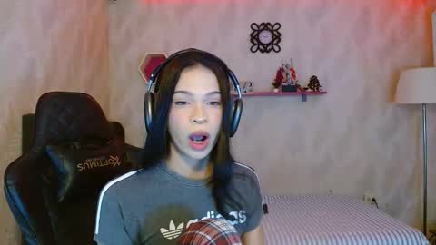 Snapshot of andy_bell_x chatting on 10.24.25 ANDY online show from 10.24.25