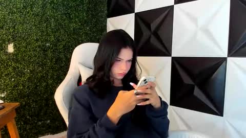 Snapshot of andy_bell_x chatting on 10.29.25 ANDY online show from 10.29.25