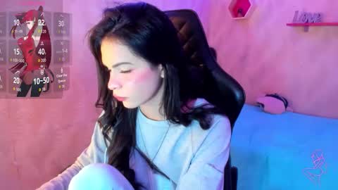 Snapshot of andy_bell_x chatting on 12.20.25 ANDY online show from 12.20.25