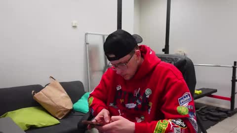 Snapshot of andy_craze chatting on 02.08.26 ANDY CRAZE online show from 02.08.26