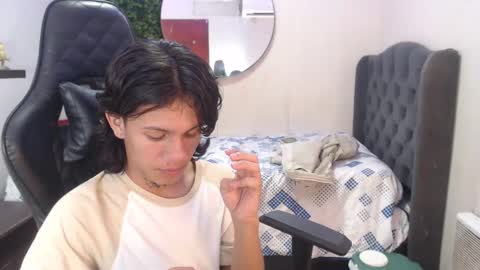 andy_dan1 online show from 02.04.25