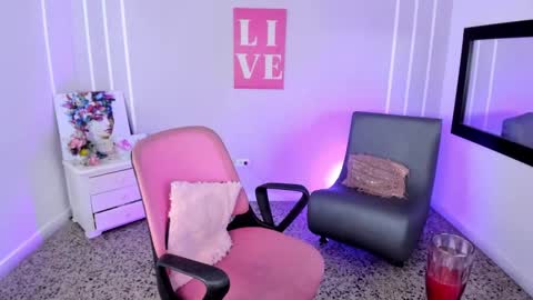 Andrea online show from 01.31.25