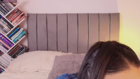 andy_saenz13 online show from 04.25.26
