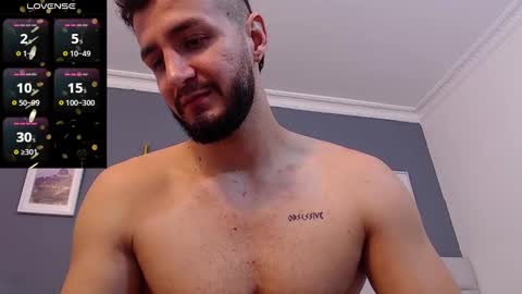 Snapshot of andyblass chatting on 11.06.25 AndyBlass online show from 11.06.25