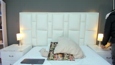 Snapshot of andyel2017 chatting on 01.11.25 Andy D online show from 01.11.25